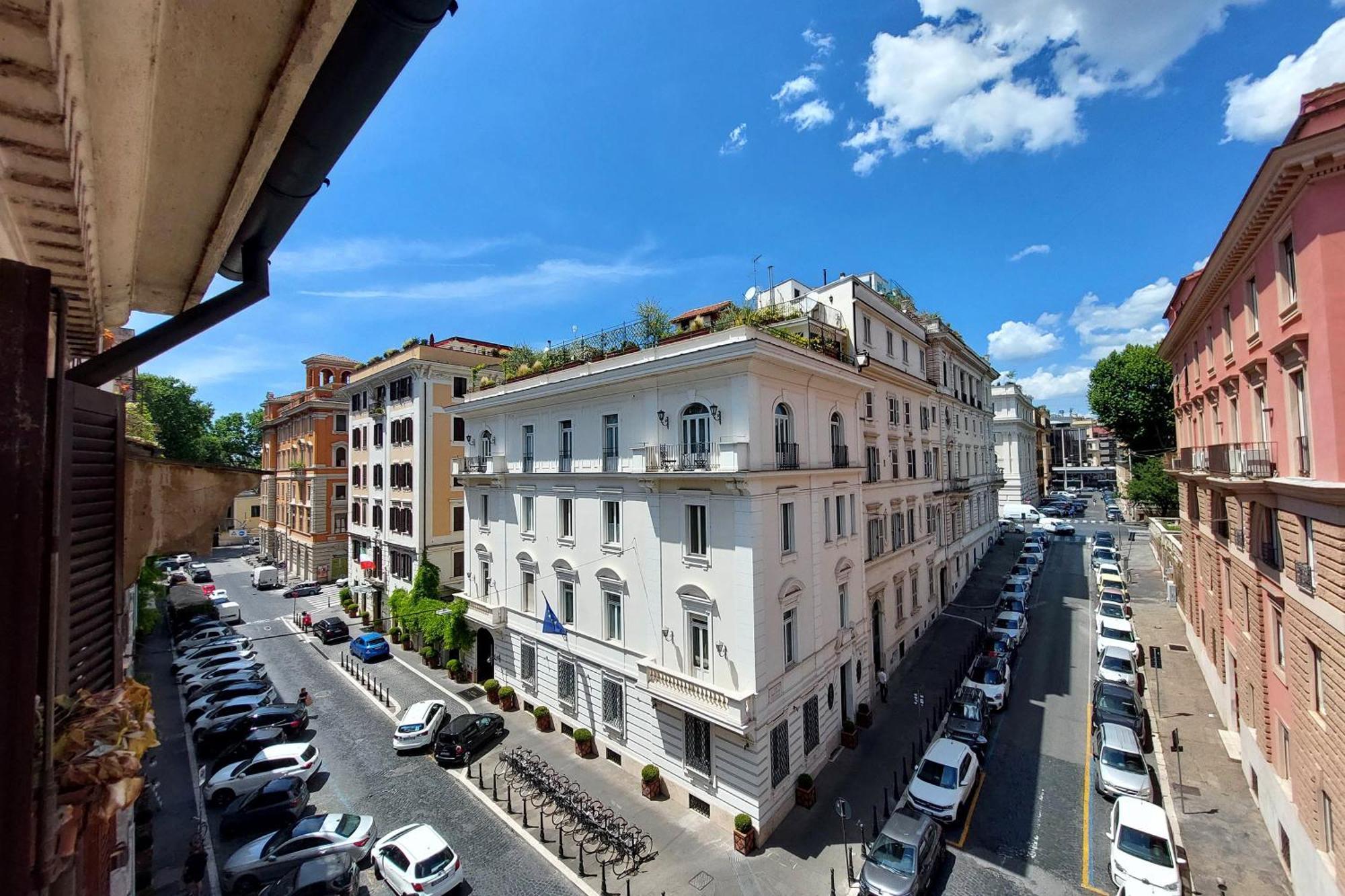 Classic Next To Popolo Square Appartamento